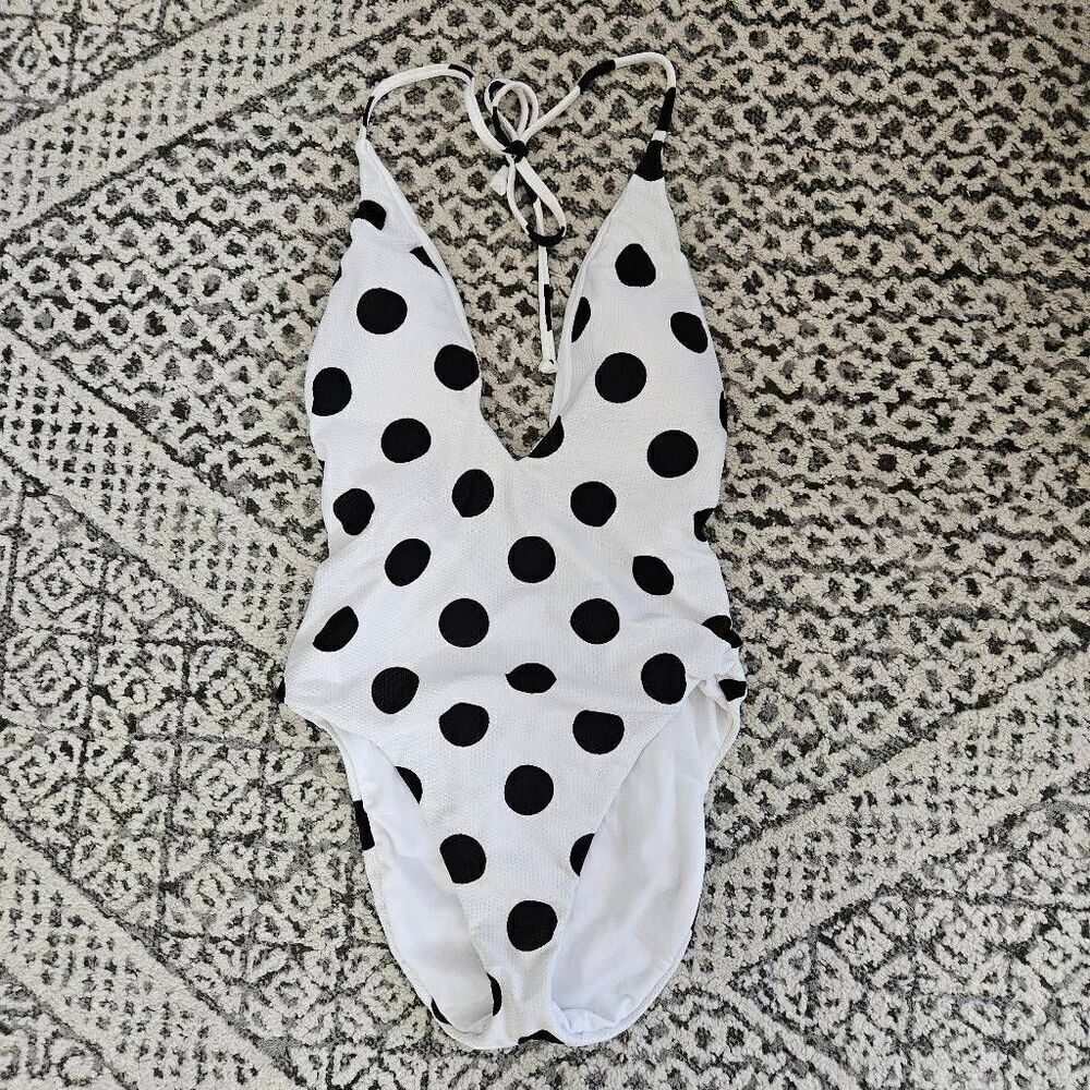 Bar III This and Dot White and Black Polka Dot Halter One-Piece Swimsuit Size Sm